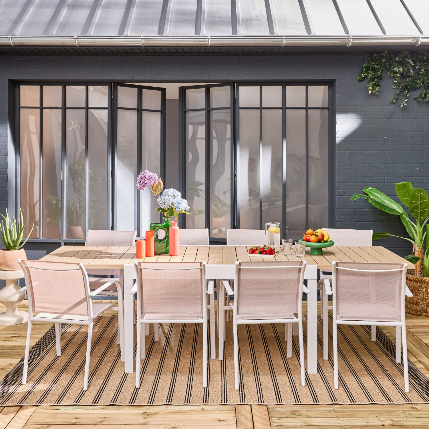 Table de jardin extensible aluminium + 8 assises ELORA + AMARA