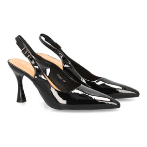 Zapato de tacón destalonado punta fina