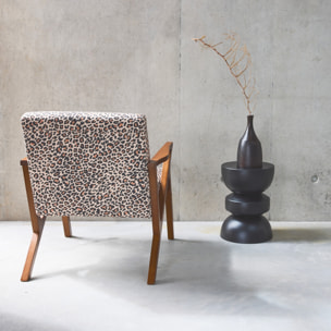 Fauteuil scandinave bois d'hévéa et imprimé léopard ANTOINE