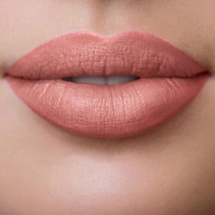 LIP BLUSH BLURRED EFFECT LIPSTICK Rossetto idratante dal finish cloudy matt e dall'effetto soft focus