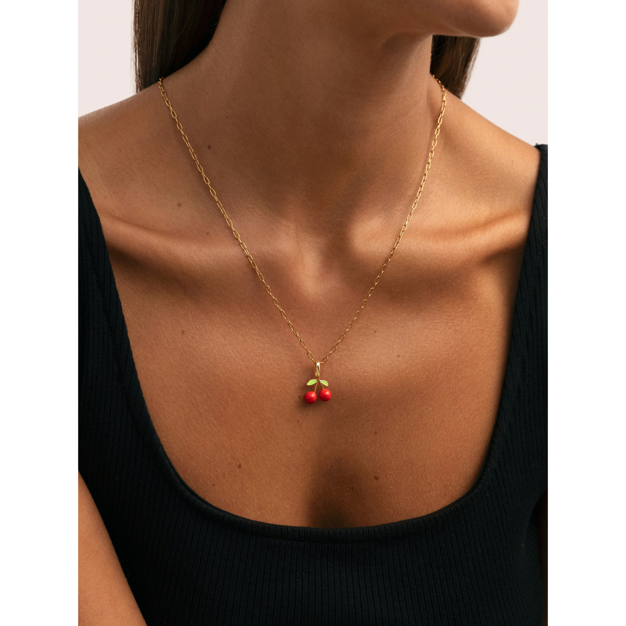 Charm Cereza Baño Oro