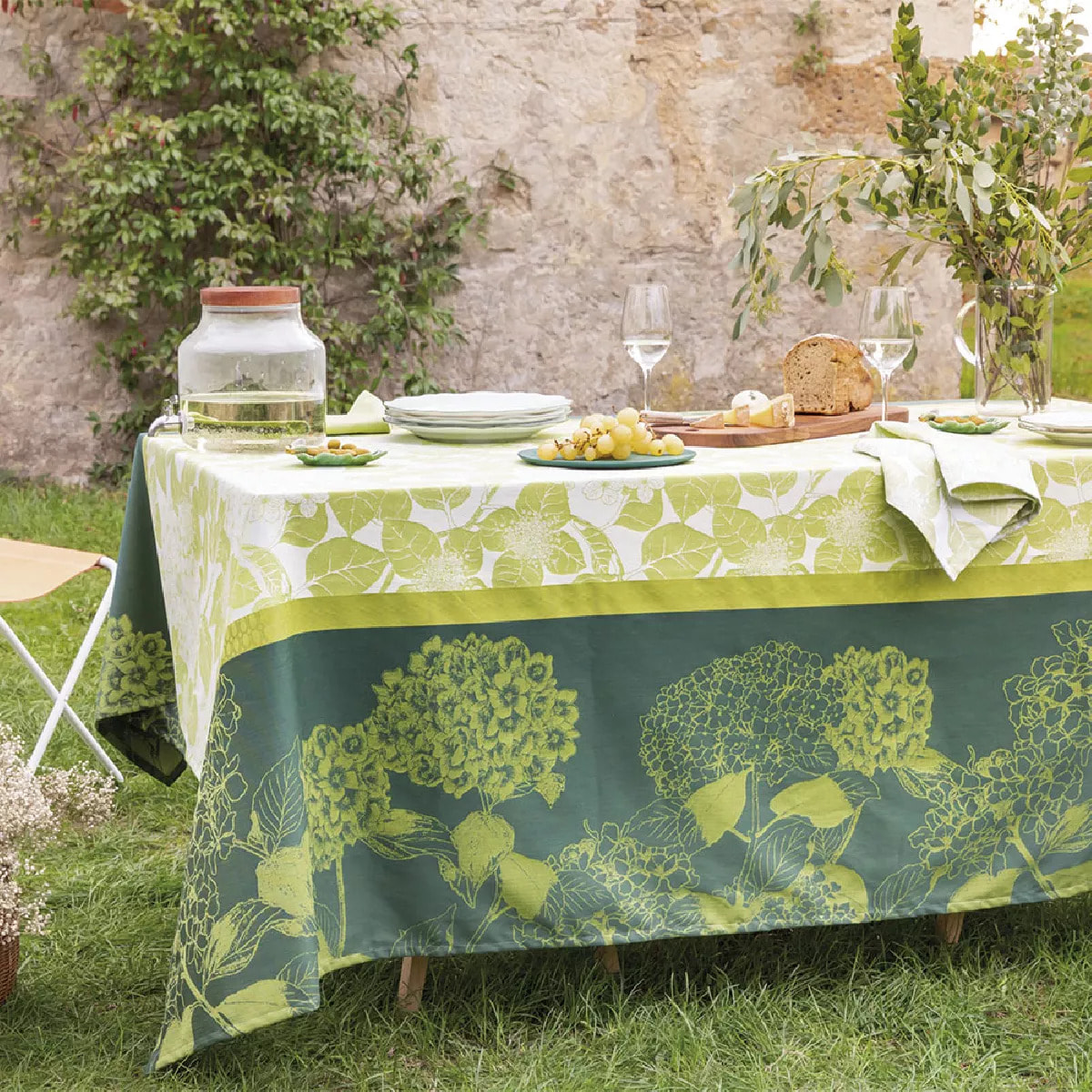Nappe pur coton enduit motif jacquard vert Mille hortensias vert