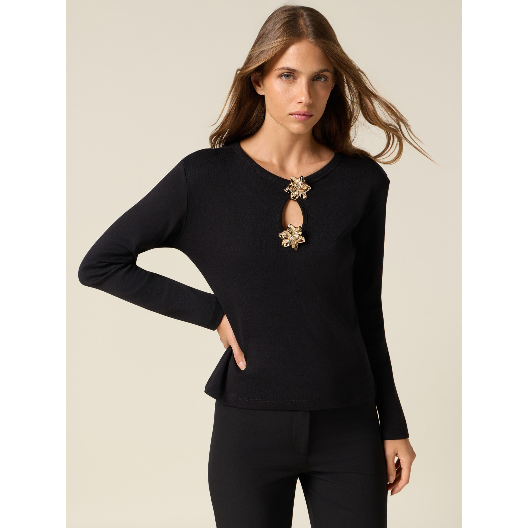 Oltre - T-shirt con applicazioni decorative - Nero