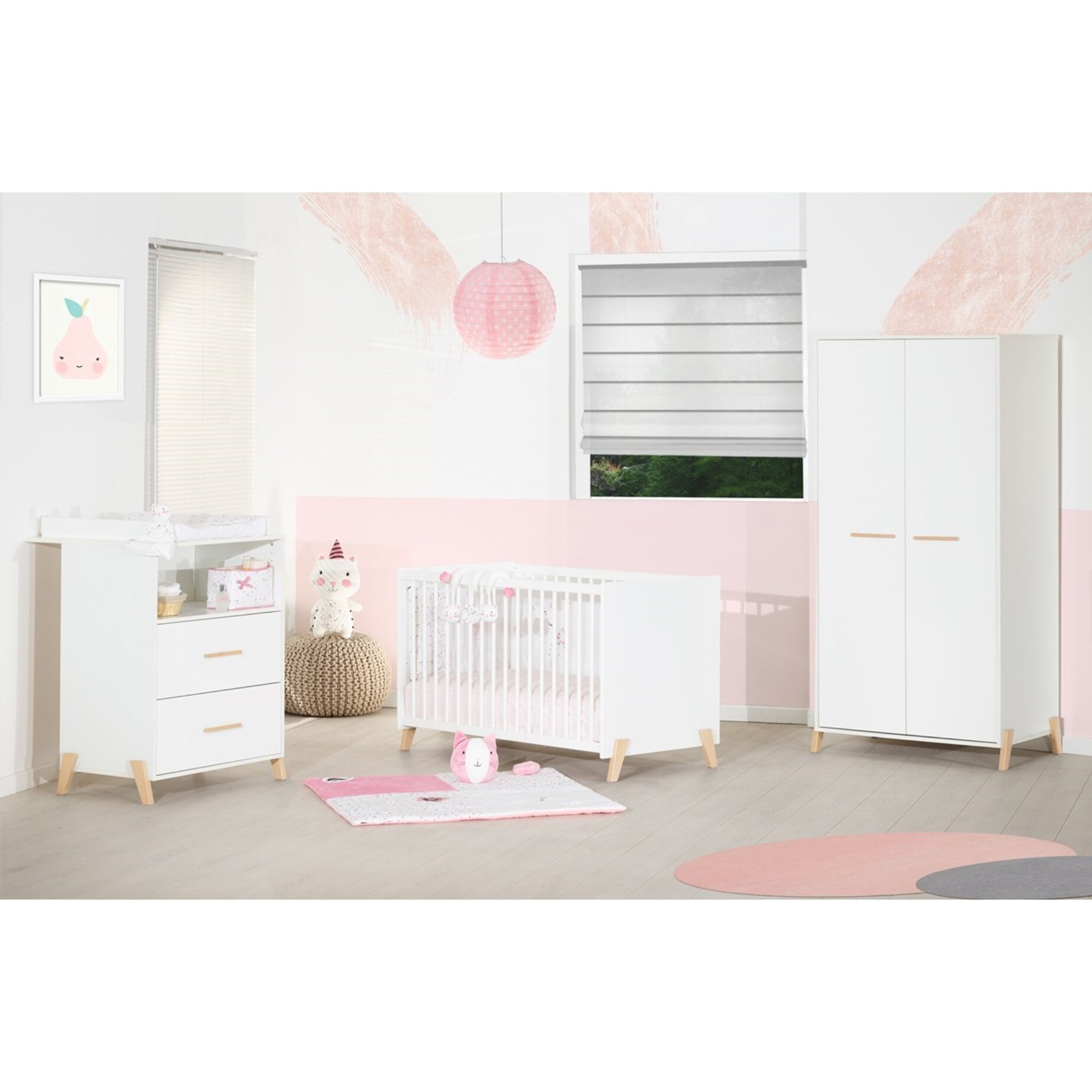 Armoire bébé 2 portes sur pieds en bois blanc