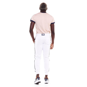Pantalones de hombre en tonos tierra