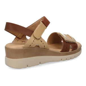 Sandalia de cuña mujer diseño moderno