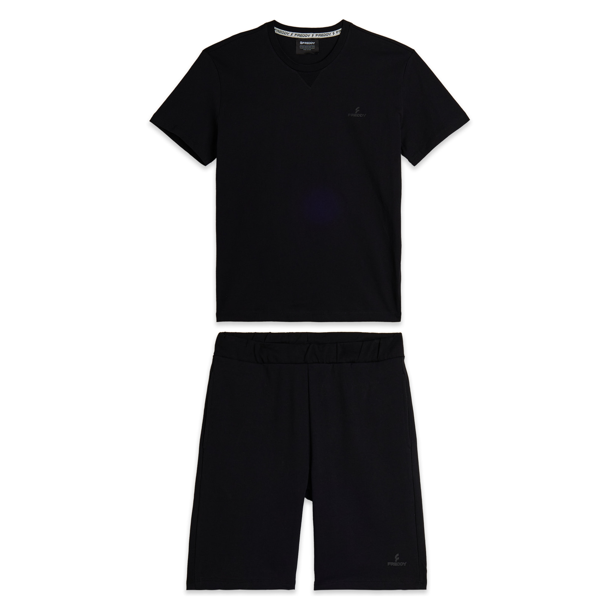 Completo sportivo in cotone con t-shirt e bermuda
