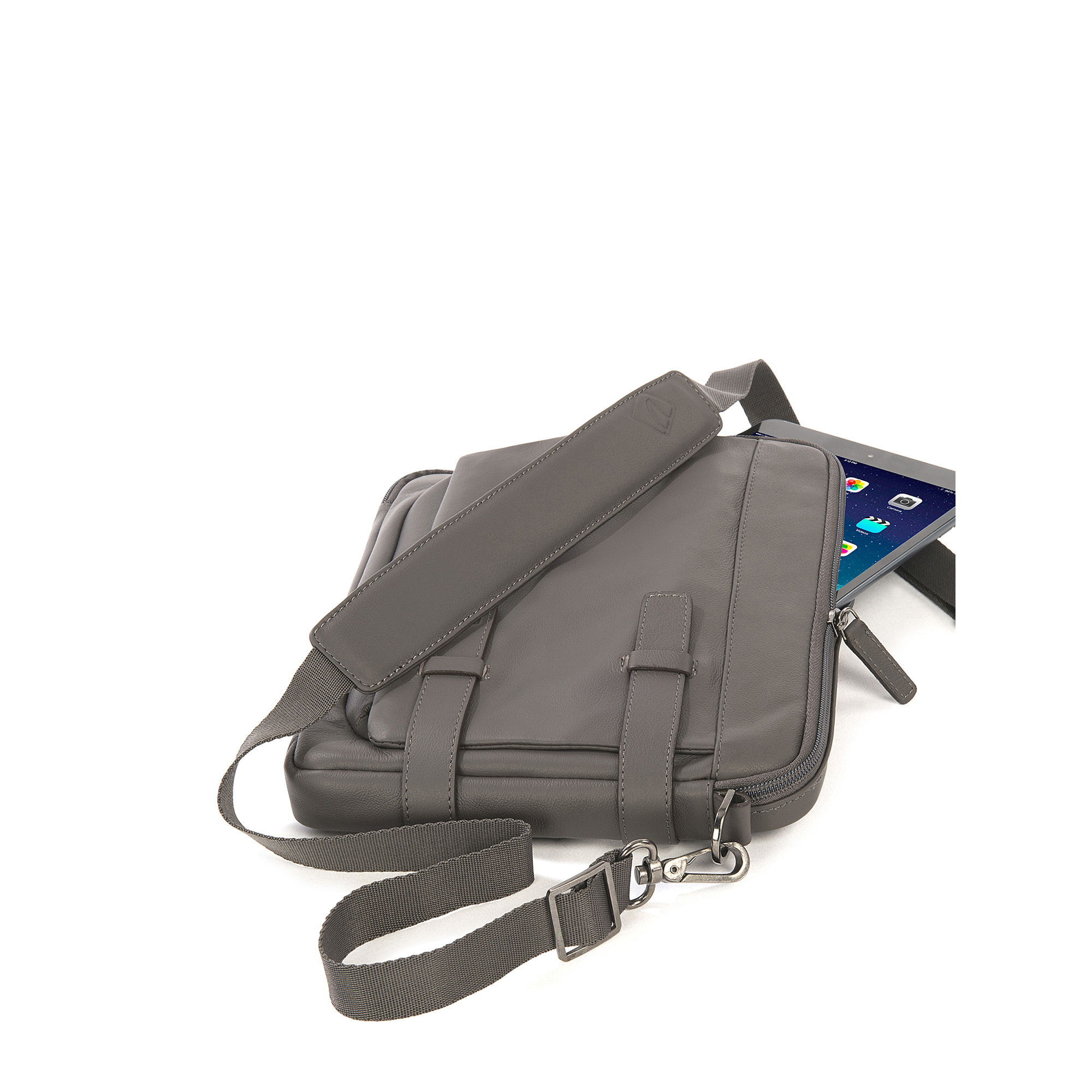 Borsa a tracolla  unisex In Vera pelle Made in Italy 27x22x5,5 cm