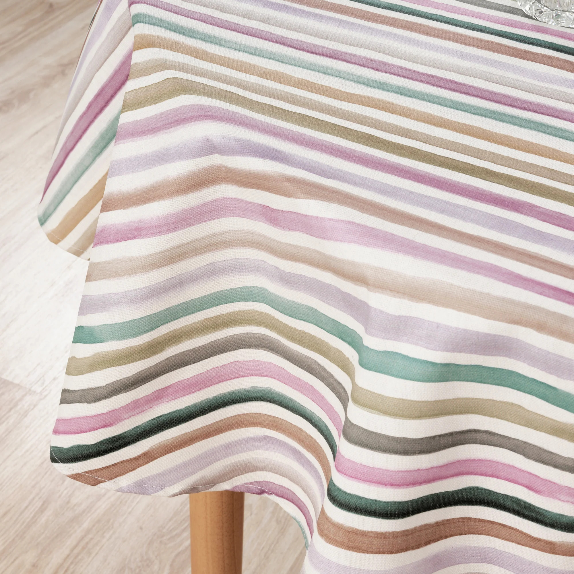 Nappe ronde en résine anti-taches 0120-175