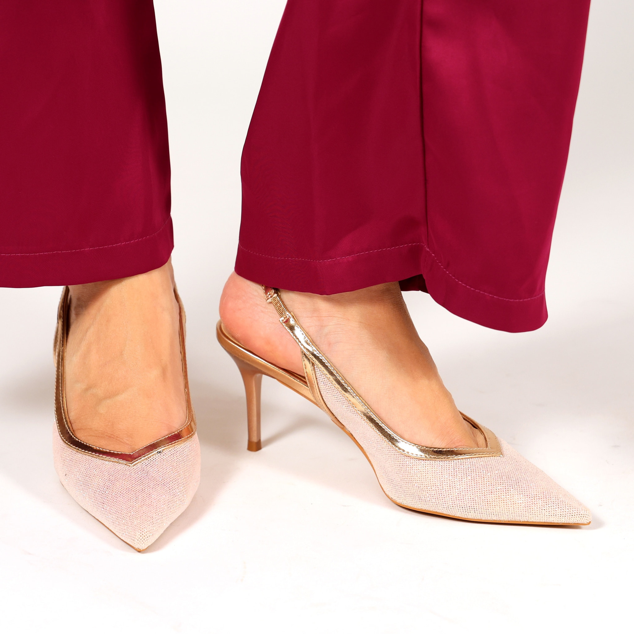 Dècolletè in simil pelle brillantinati