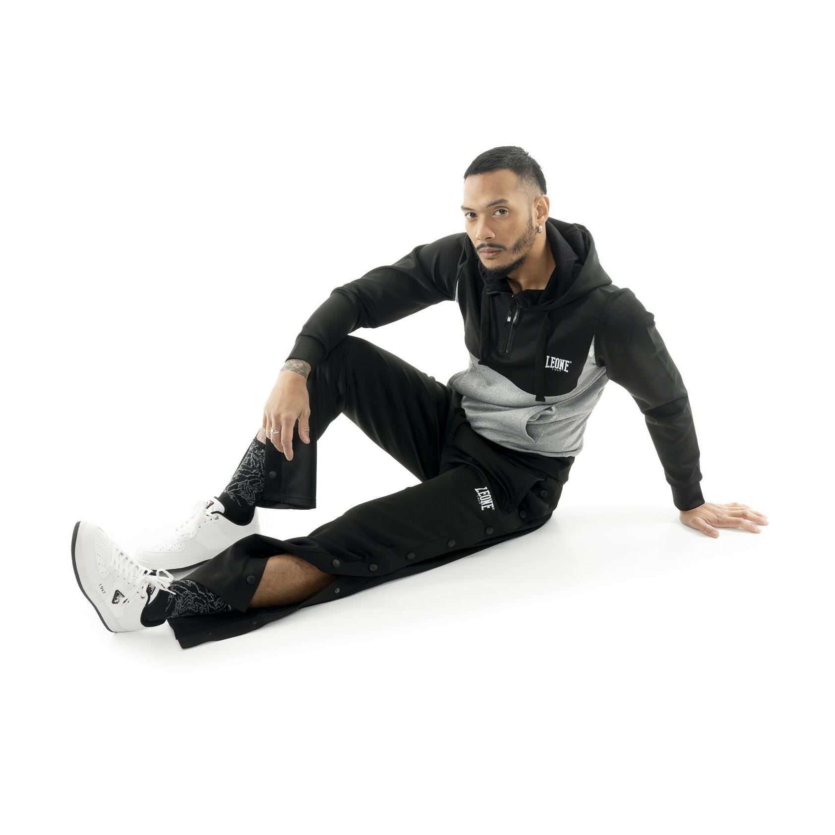 Pantaloni da uomo sportivi con bottoni laterali "Basic"