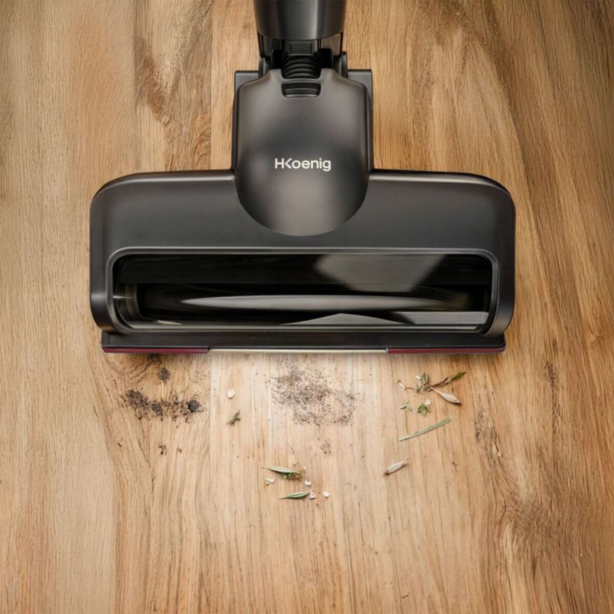 Aspirateur balai H.KOENIG UP600