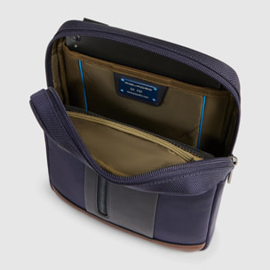 Piquadro Borsello porta iPad® in tessuto riciclato e pelle con tasca per AirPods®