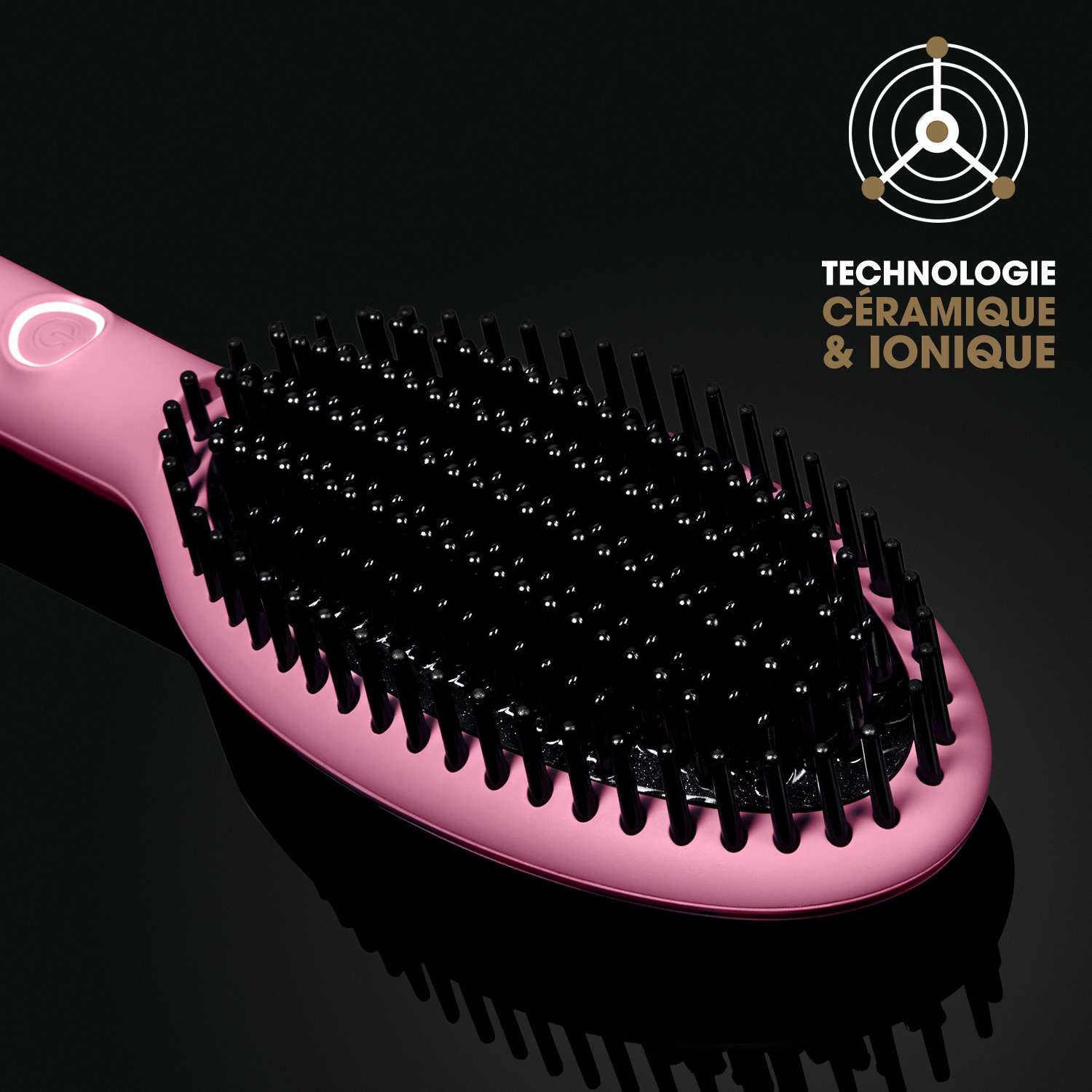 Brosse lissante ghd glide rose et sa pochette thermorésistante