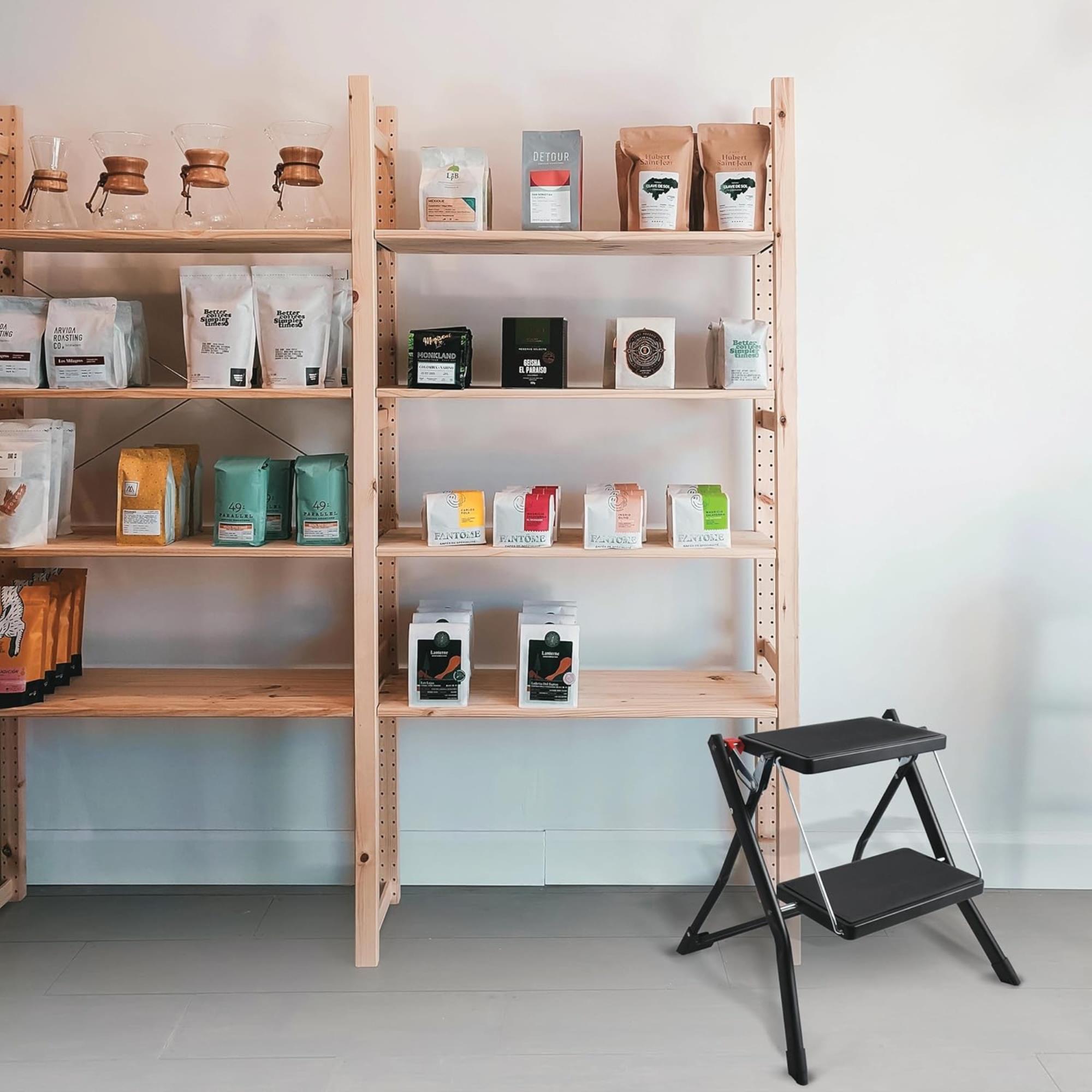 Escalera plegable de 2 Peldaños en acero de color negro, Antideslizante y ligera