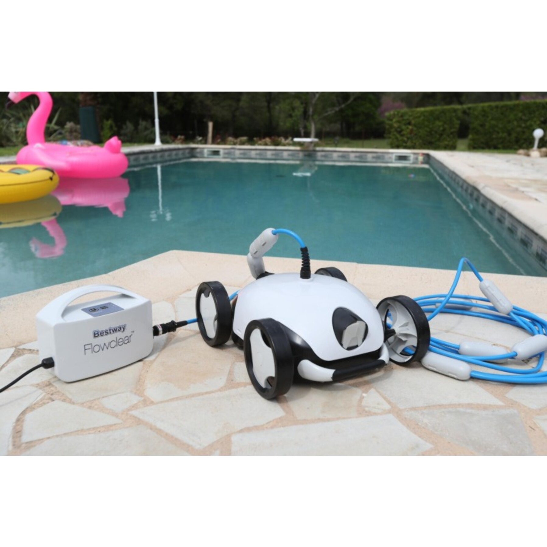 Bestway Robot piscine électrique Falcon - nettoyage fond et pentes - 28m² max