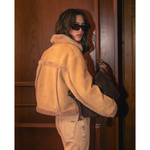 Chaqueta corta de mujer efecto piel vuelta de mujer