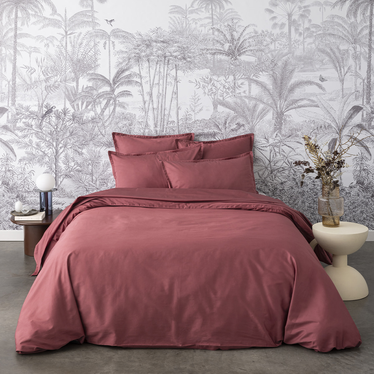 Drap housse uni en satin de coton bio, bonnet de 40cm, TEOPHILE, Rouge Cosmos