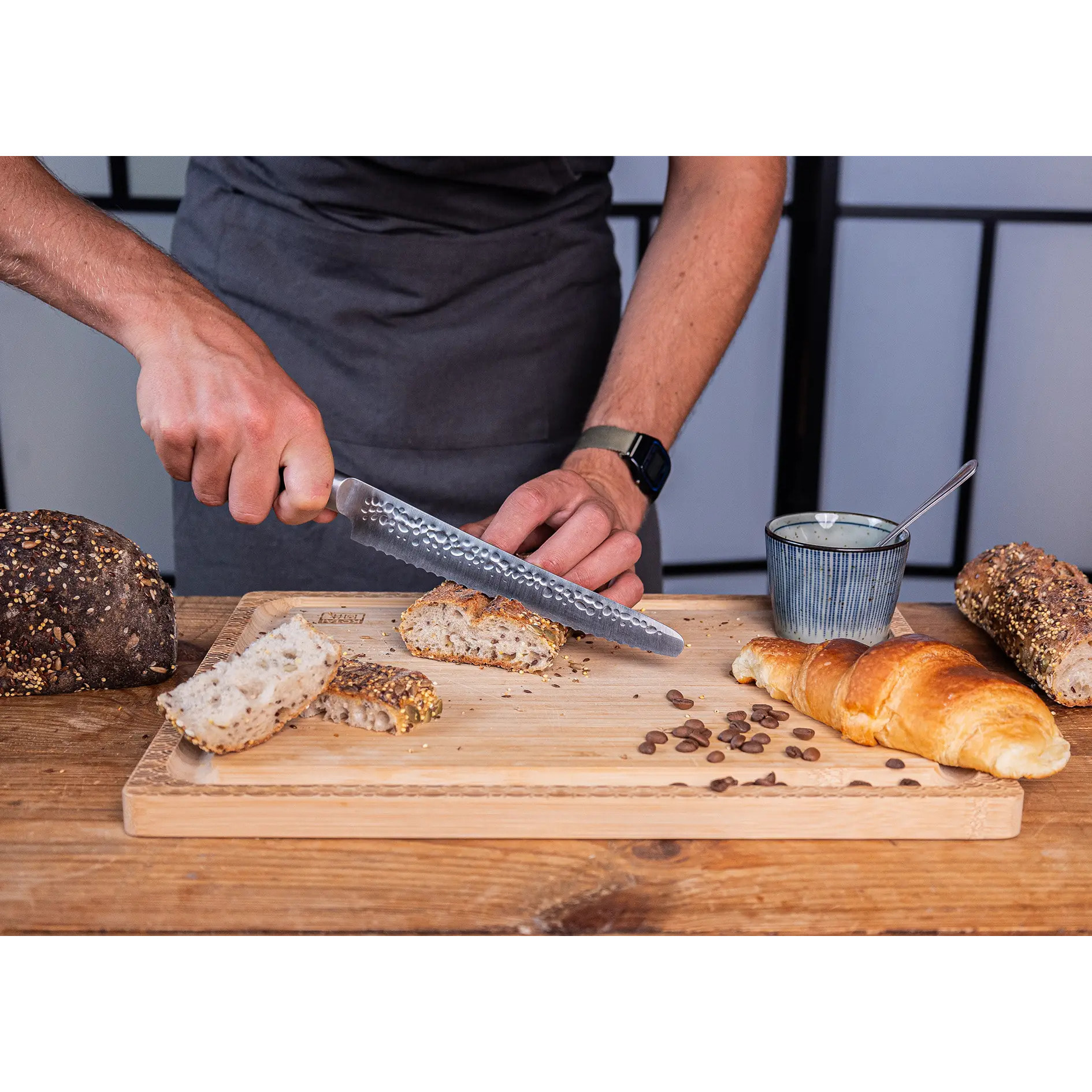 Coltello da pane seghettato | acciaio 440C | L: 20 cm