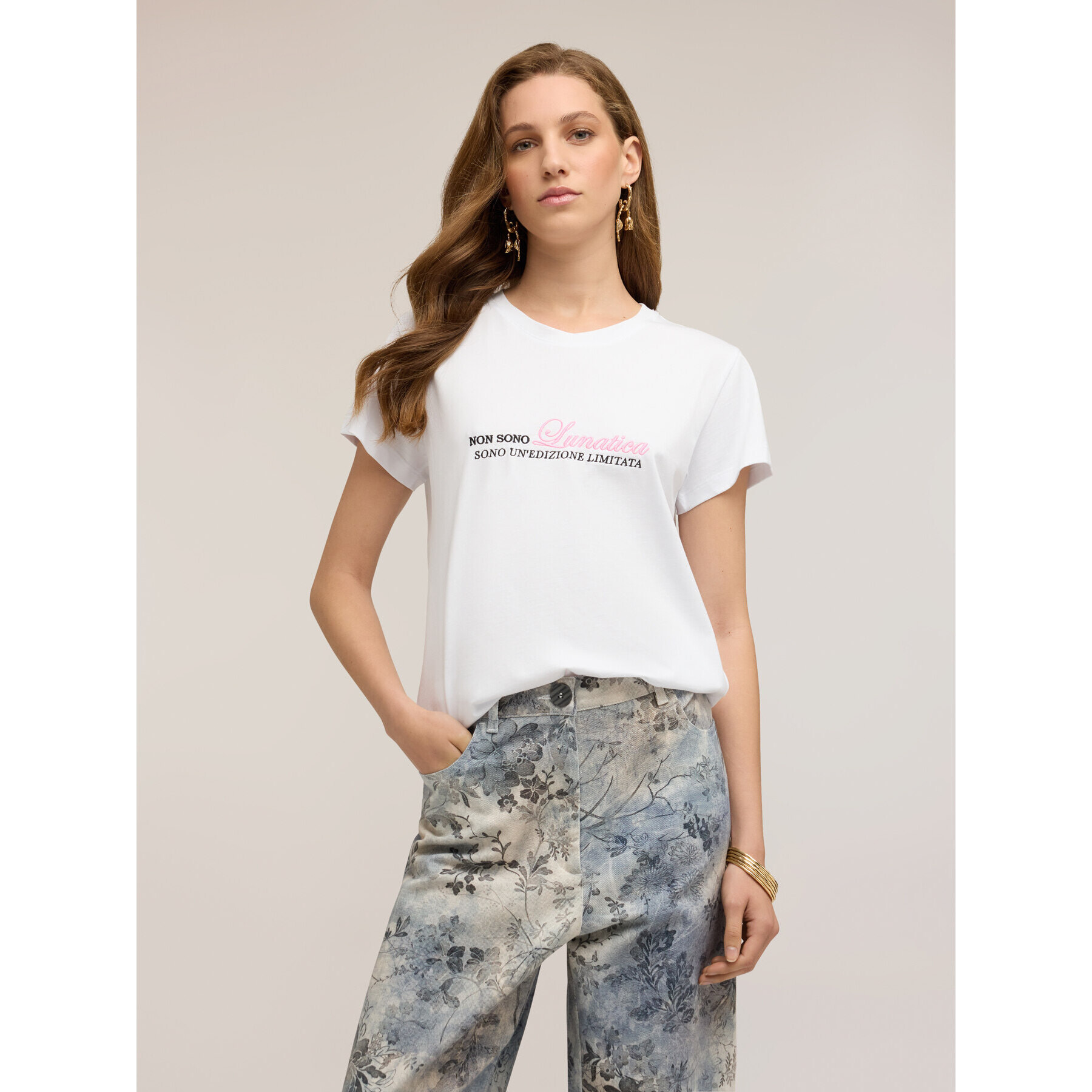 Motivi - T-shirt in jersey con scritta ricamata - Bianco