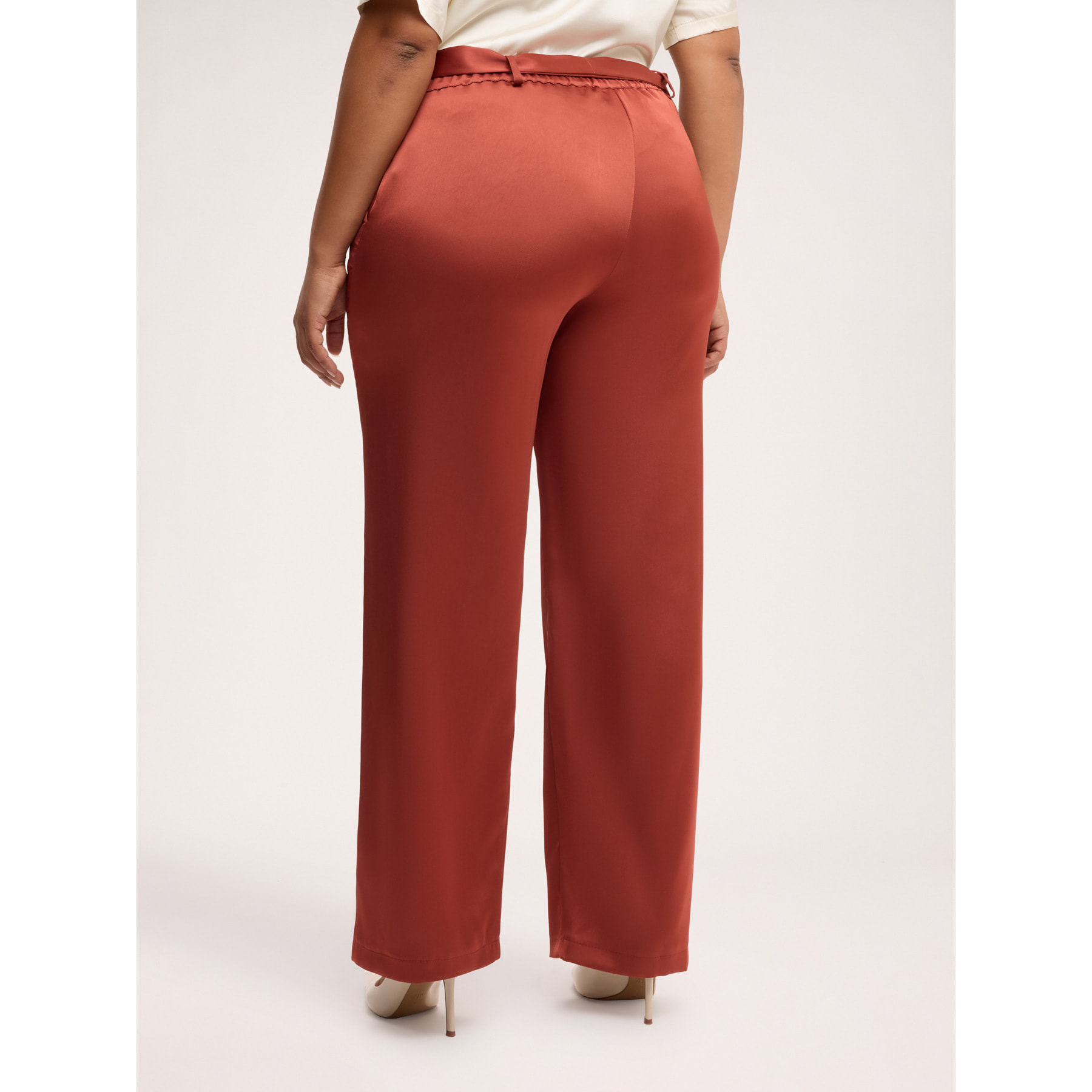 Fiorella Rubino - Pantaloni in raso con cintura - Marrone
