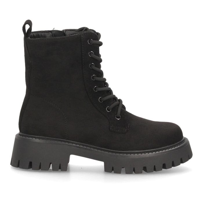 Botines militares con suela track para mujer