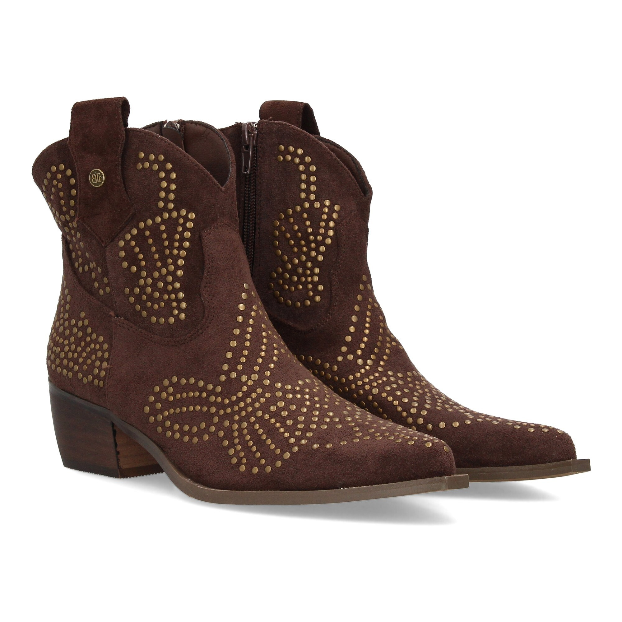 Botin campero con tachuelas para mujer.