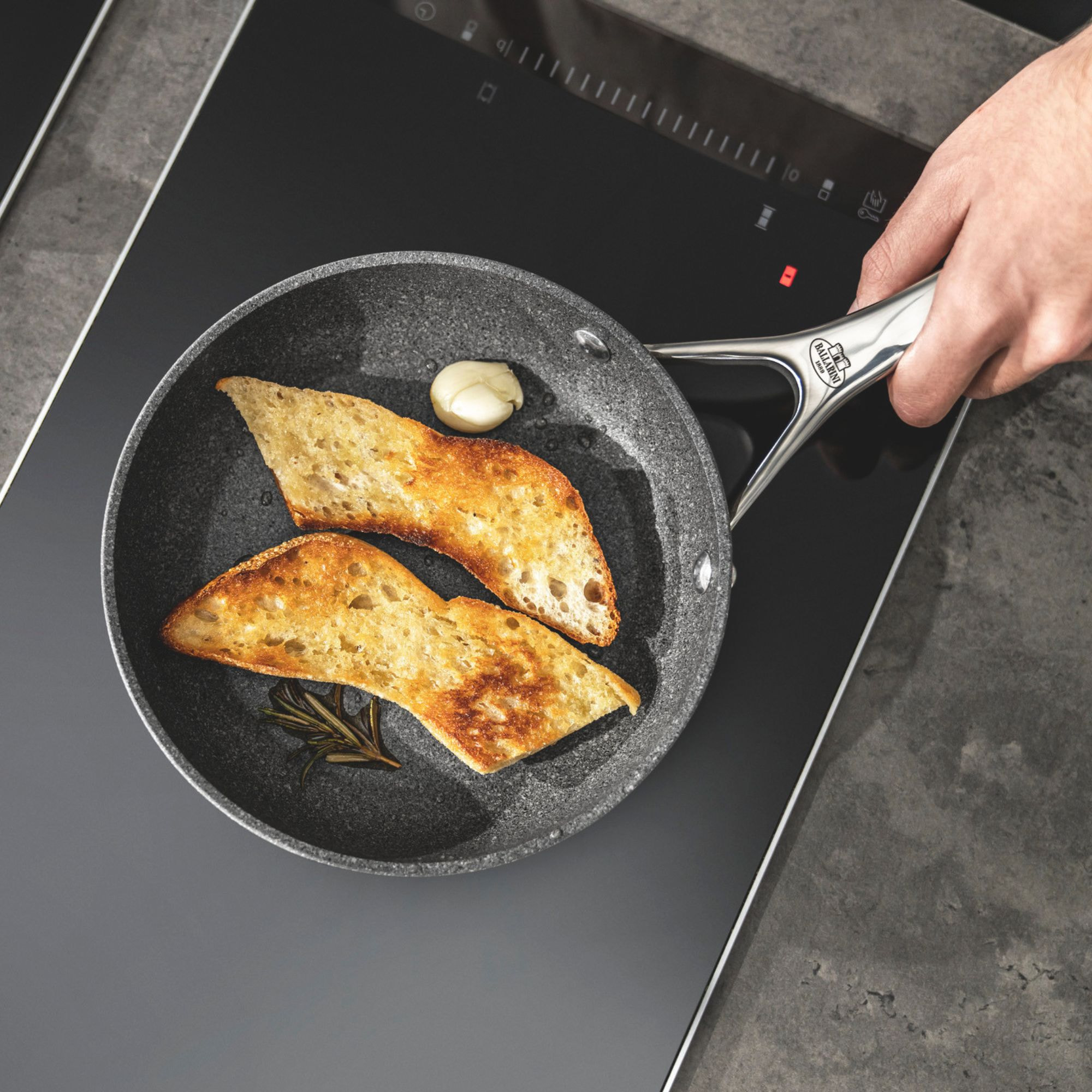 Poêle, 20 cm, Aluminium, Revêtement antiadhésif en céramique renforcée en titane