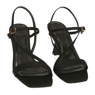 Sandalias negras con tacón en lycra