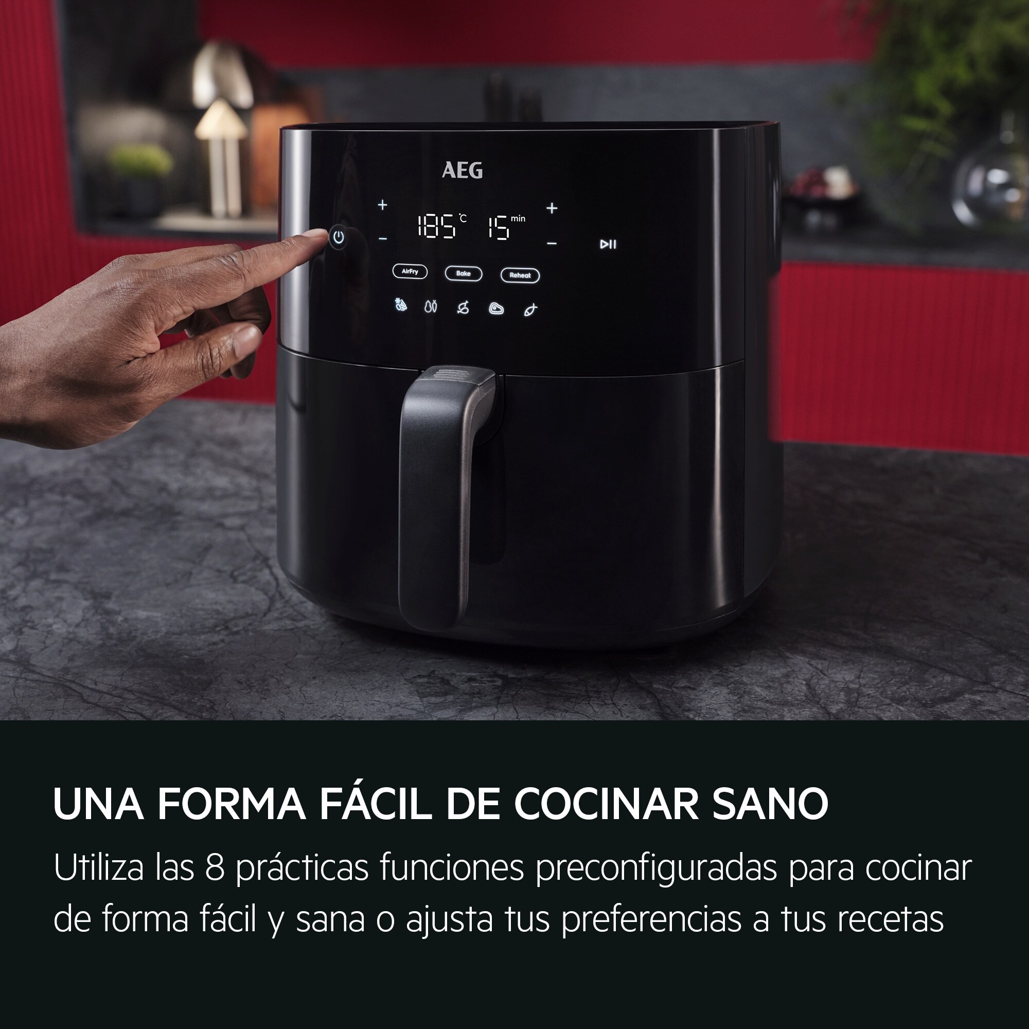 AEG Freidora de aire de 3,3 litros y 8 programas AAF3B