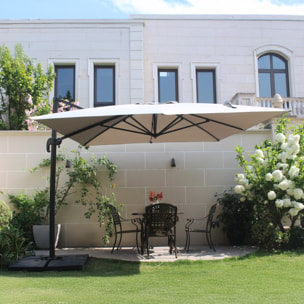 Ensemble parasol écru 3x3m et 4 dalles à lester RAFAELA