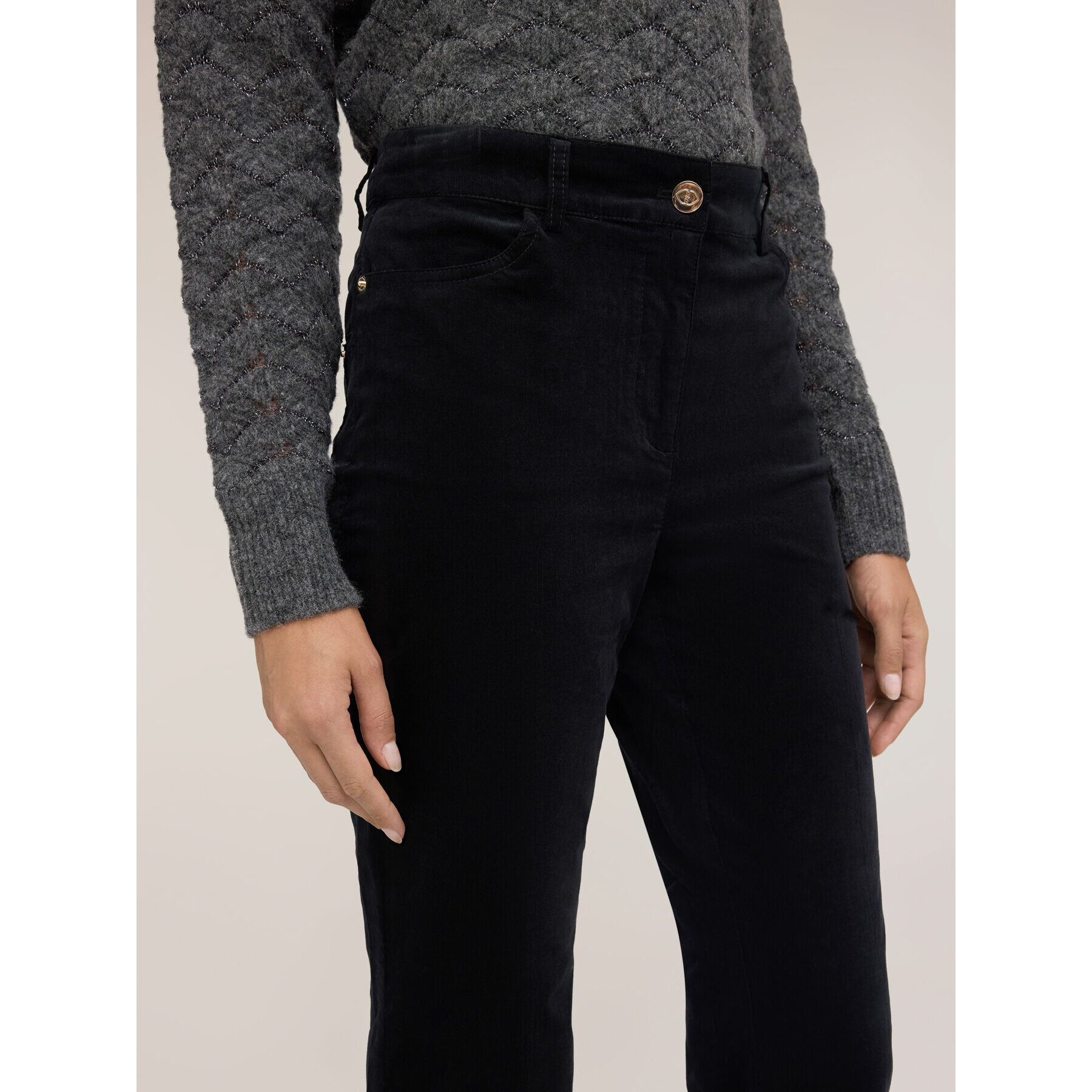 Motivi - Pantaloni flare in velluto a coste - Nero