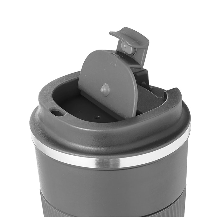 Vaso térmico en acero inox de doble pared y 400 ml de capacidad. Con dosificador en tapa y abrefácil, banda de silicona a juego y base antideslizante. Libre de BPA.