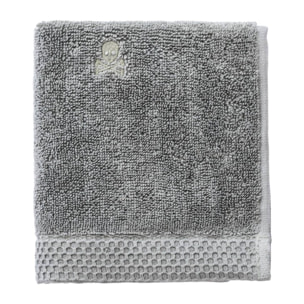 Juego de toallas nidus (30x50cm + 50x100cm + 90x150cm) 100% algodón en color verde agave con logo bordado scalpers home