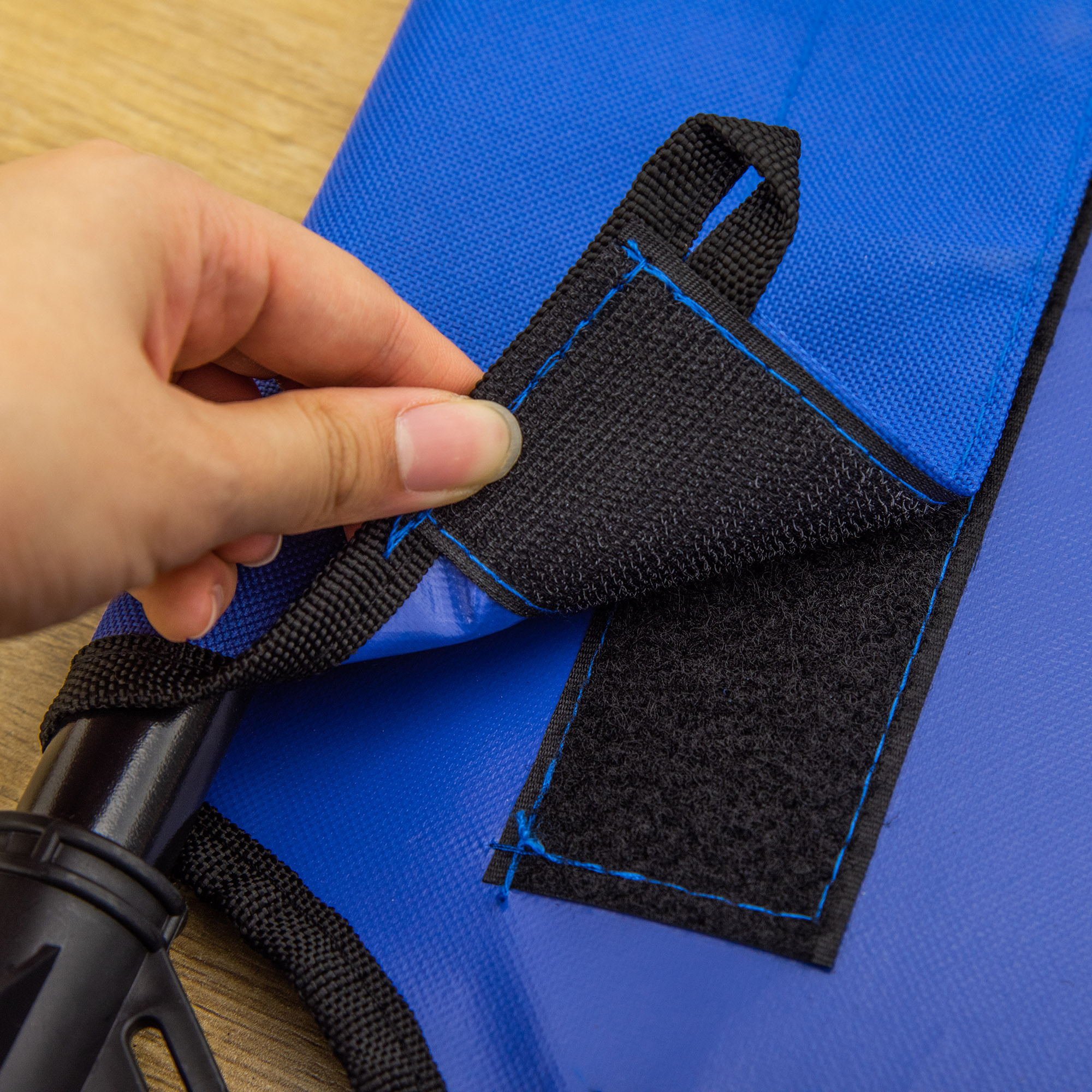 Lit surélevé pour chien dim. 92 x 76 x 18 cm sac de transport inclus métal oxford haute densité bleu