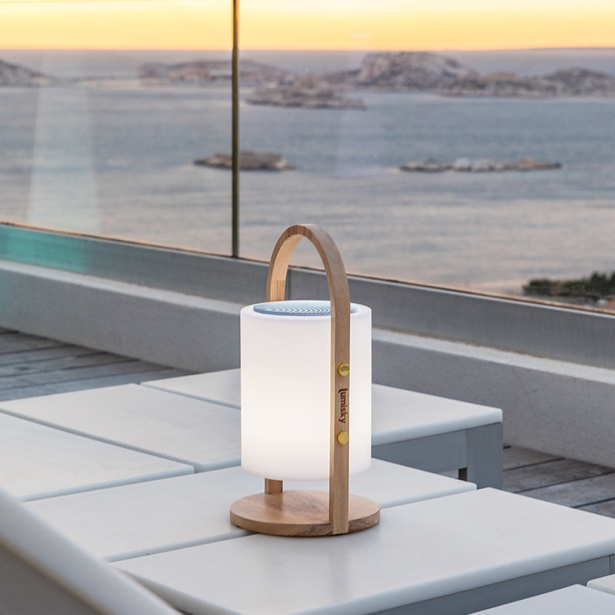 Lampe enceinte bluetooth multicolore WOODY PLAY H37cm