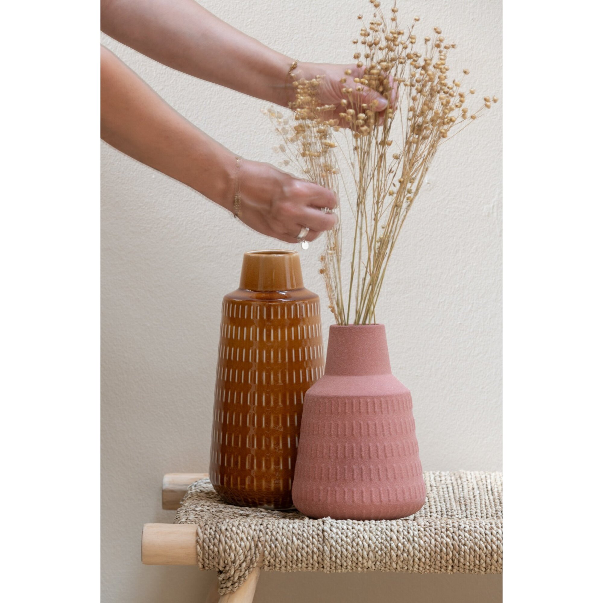 J-Line vase Ria Sculpte - porcelaine - terracotta - small - Ø 16 cm