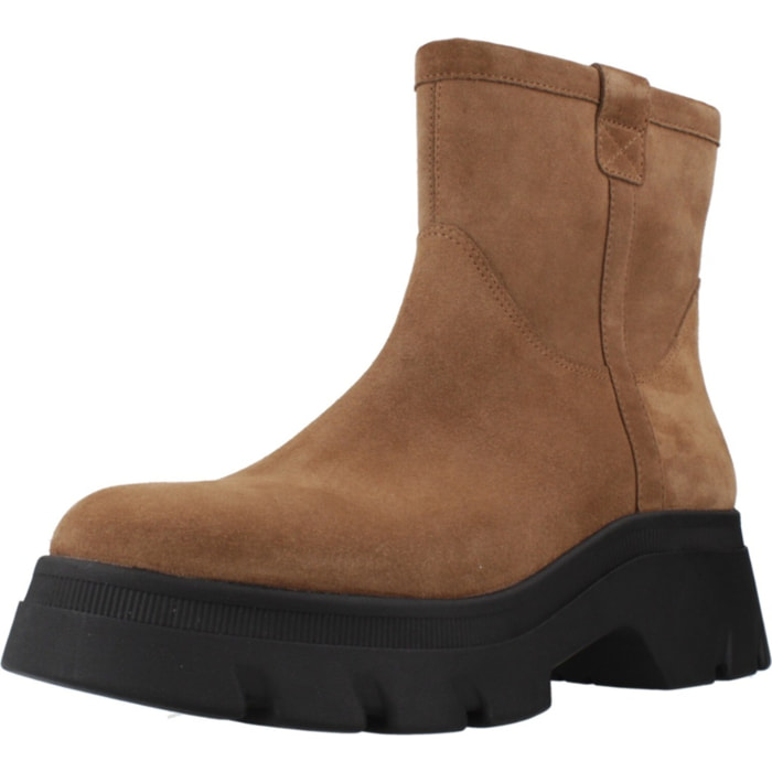 Botines Mujer de la marca GEOX  modelo D PLUETTE MARRON