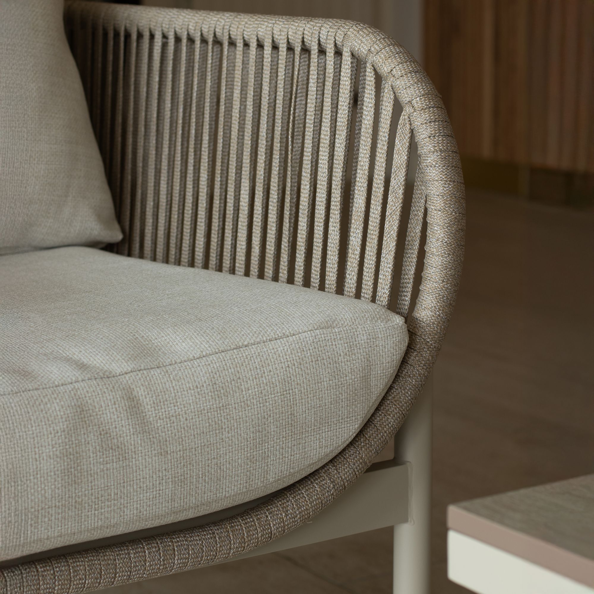 Salon de jardin 5 places en aluminium beige FIGARI