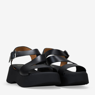Sandalias de plataforma negras en piel