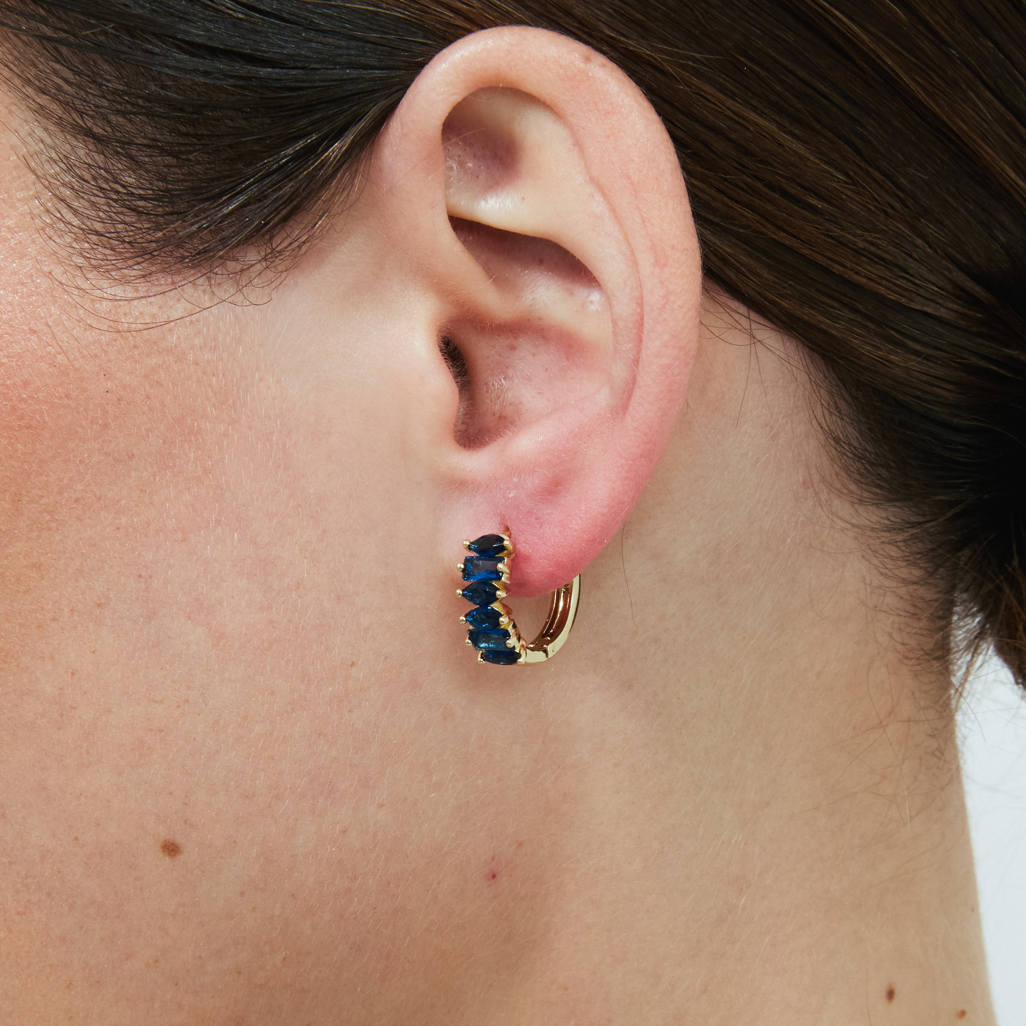 Pendientes Haipol acabado oro amarillo 18k