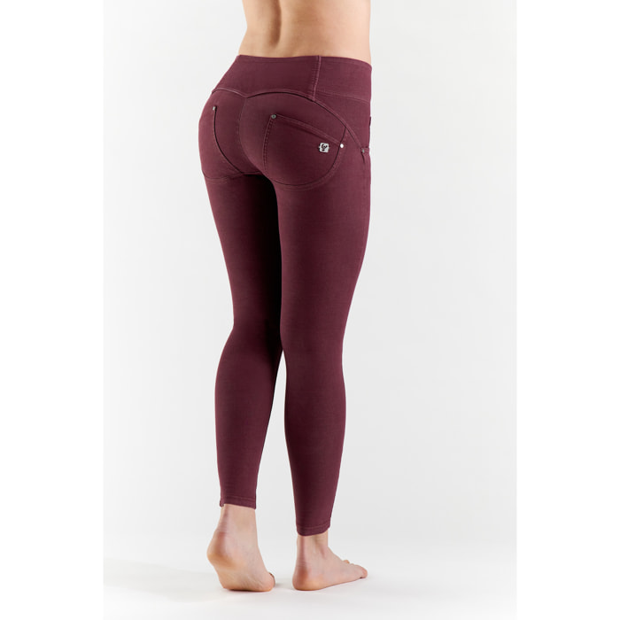 Pantaloni push up WR.UP® vita media tessuto navetta tinto in capo