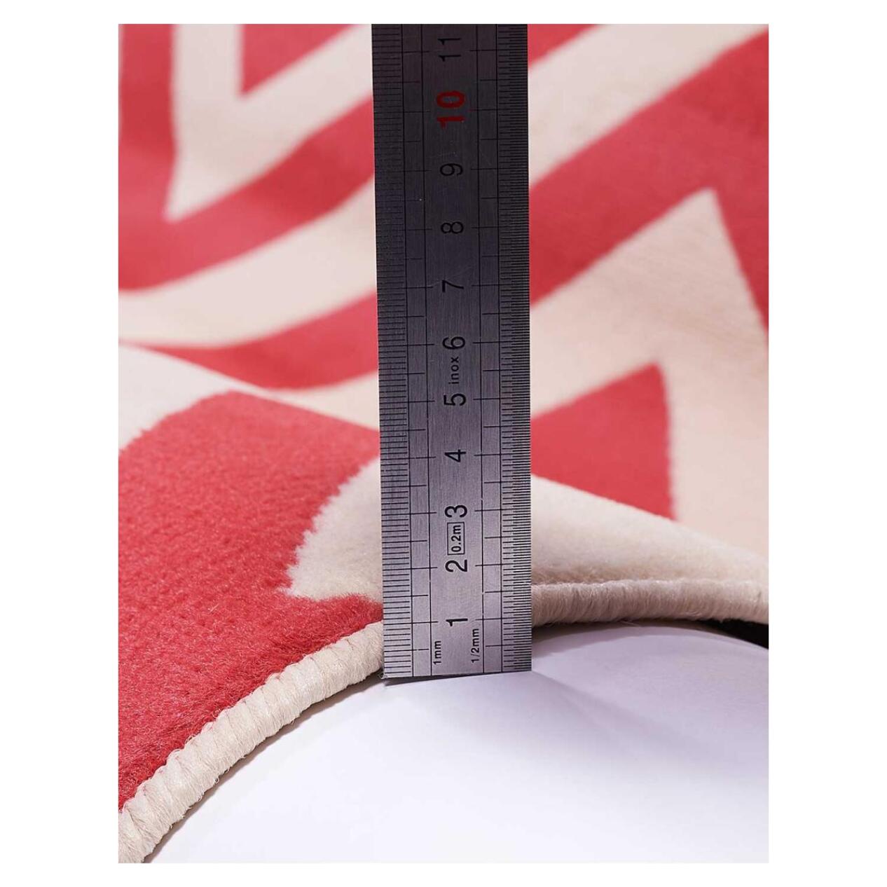 Petit tapis Begja rouge et blanc aux motifs géométriques scandinaves