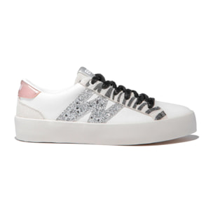 Sneakers bianche con glitter argento e dettagli stampa animalier