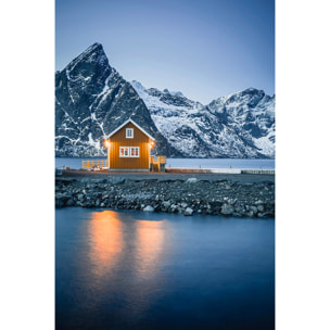 Paysage hiver rorbu à la tombée de la nuit  Toile imprimée