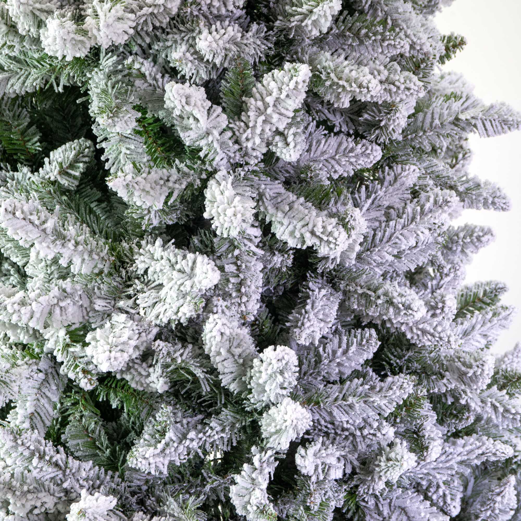 Albero Takao innevato cmø140h240