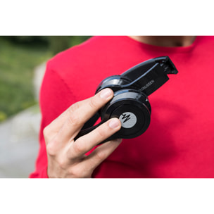 MAGNUSSEN W1 HEADPHONES en color Negro