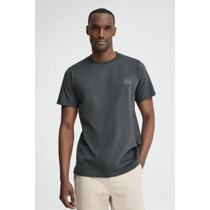 Camiseta gris piedra de corte recto con parche Polo Club