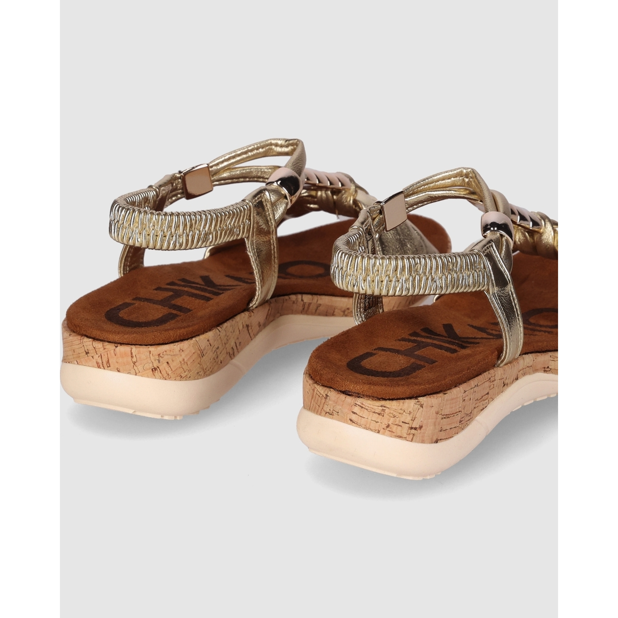 Sandalias - Oro - Tacón: Bajo