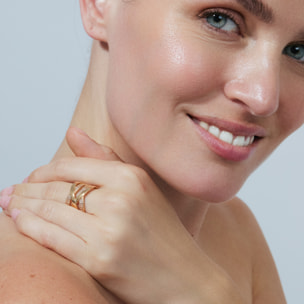 Anillo Miakta acabado oro rosa 18k